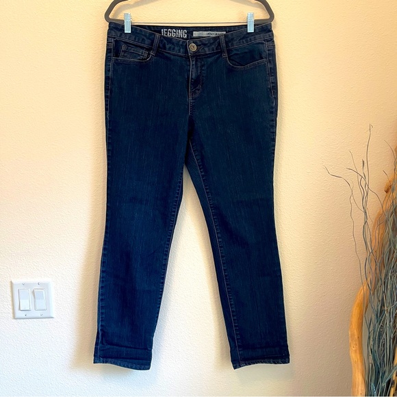 DKNY Denim - DKNY Jegging Jeans dark wash boyfriend size 14